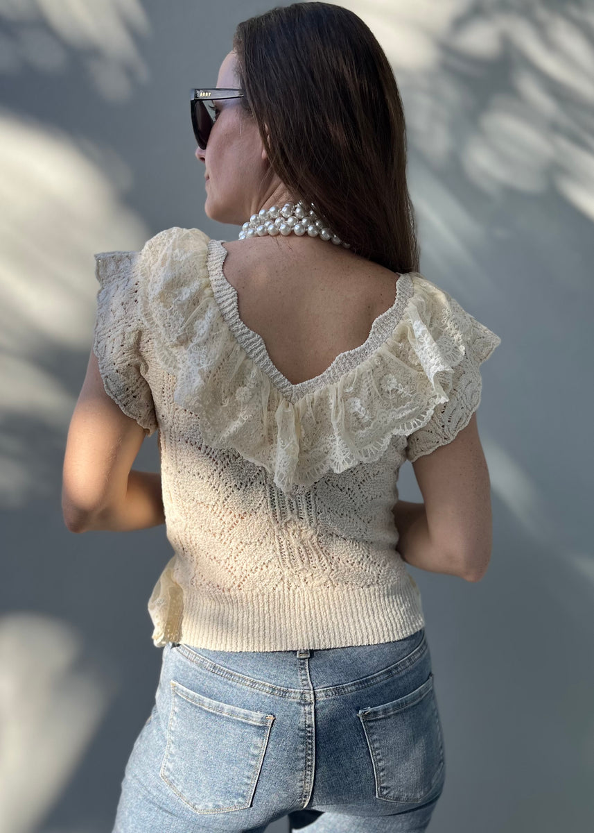 Ivory Lace Top – Moon Boutique