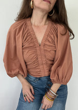 Load image into Gallery viewer, Caramel Top
