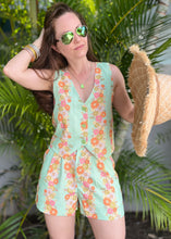 Load image into Gallery viewer, Floral Vest Set
